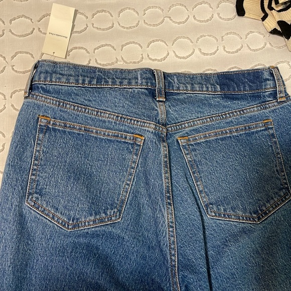 New with tags Straight Mid Rise short length Abercrombie Jeans - Picture 11 of 13